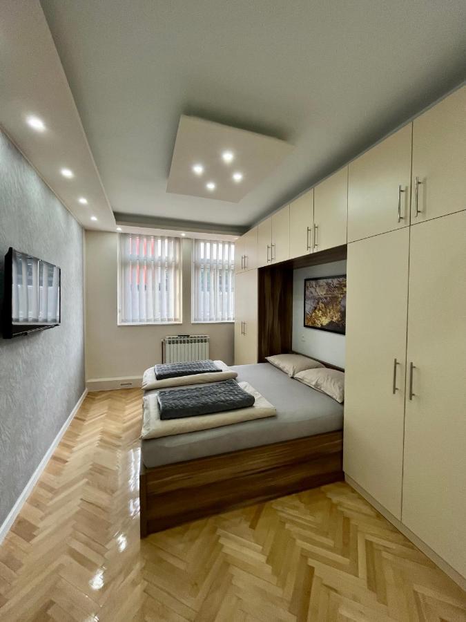 Apartment Square Сараево Экстерьер фото